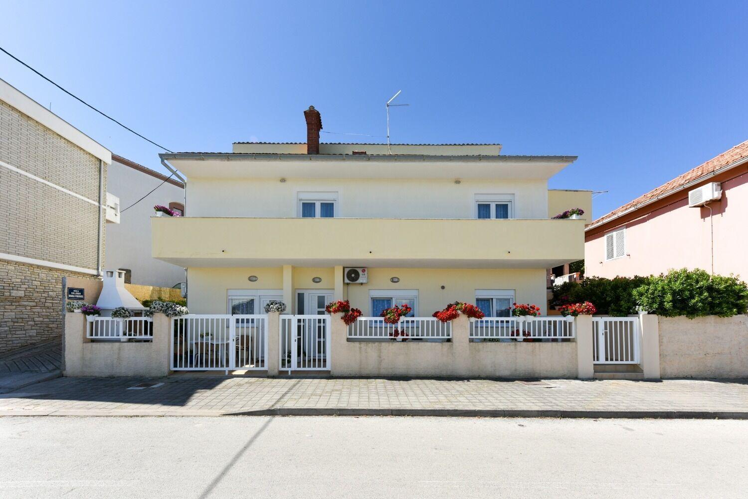 Apartments Kolt - 15M From Sea Kali Ngoại thất bức ảnh